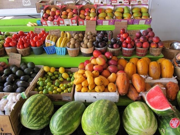 HB Chamber Farmers Market on Pier Plaza