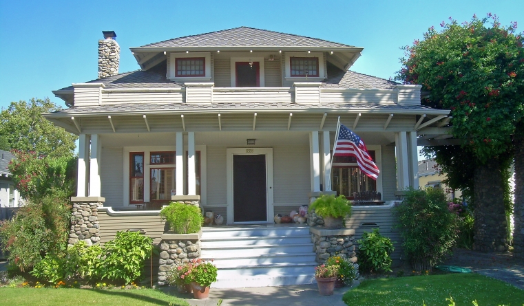 What can you buy under $400,000 in San Pedro?