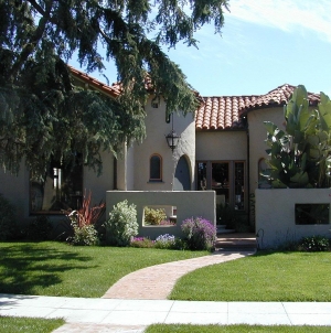 What can you buy under $400,000 in Lomita?