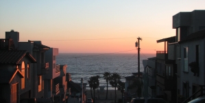 What can you buy under $2,000,000 in Manhattan Beach?